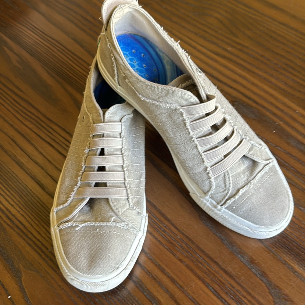 Blowfish Malibu Canvas Taupe Slip on Sneakers